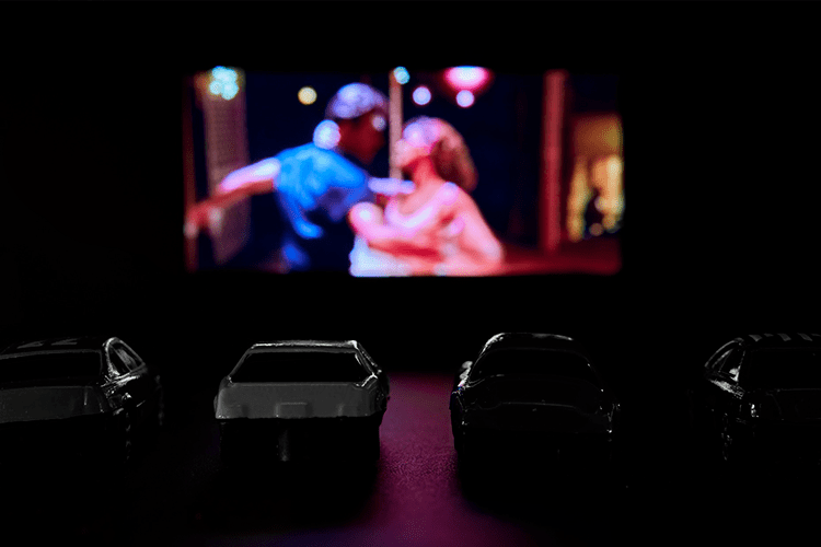 Aislados frente a la gran pantalla: ¿el resurgir del&nbsp;autocine?